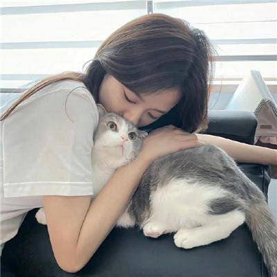 裸女怀春
